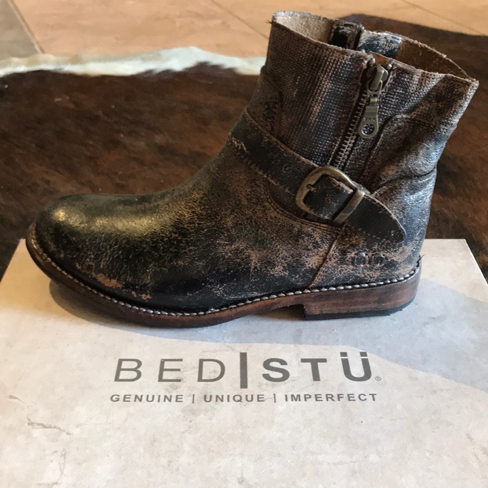 Bed Stu Becca ankle boot in black lux